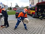 Ausbildungs- und Aktionstag der Jugendfeuerwehren (Foto: privat) Ausbildungs- und Aktionstag der Jugendfeuerwehren (Foto: privat)