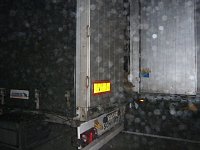 Planen aufgeschlitzt Bild: Planen aufgeschlitzt