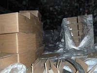 Planen aufgeschlitzt Bild: Planen aufgeschlitzt