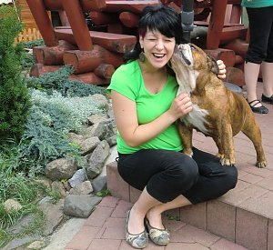 Katharina Stutika mit Hündin der Adams