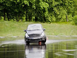 Geschleudert und gebremst