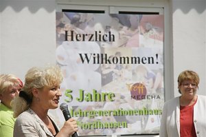 Fröhliches Haus feierte Geburtstag