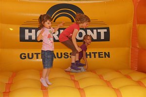 Fröhliches Haus feierte Geburtstag