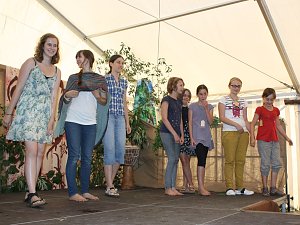 Der erste Tag im Handwerker-Camp