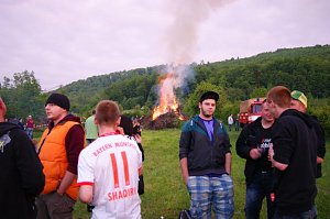 Pfingstfeuer in Obergebra - die Zweite