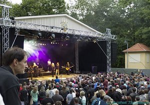 Kim Wilde und Band im Gehege