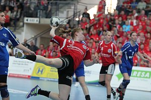 THC gewinnt erstes Champion League Spiel klar mit 33:20