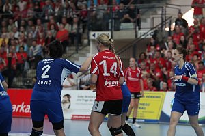 THC gewinnt erstes Champion League Spiel klar mit 33:20