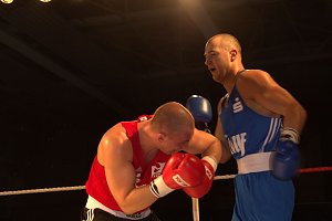 Boxnacht in der Ballspielhalle in Nordhausen