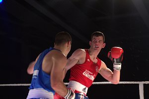 Boxnacht in der Nordhäuser Ballspielhalle