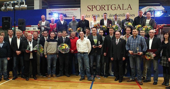 Die Sportler und Mannschaften 2012 (Foto: nnz) Die Sportler und Mannschaften 2012 (Foto: nnz)