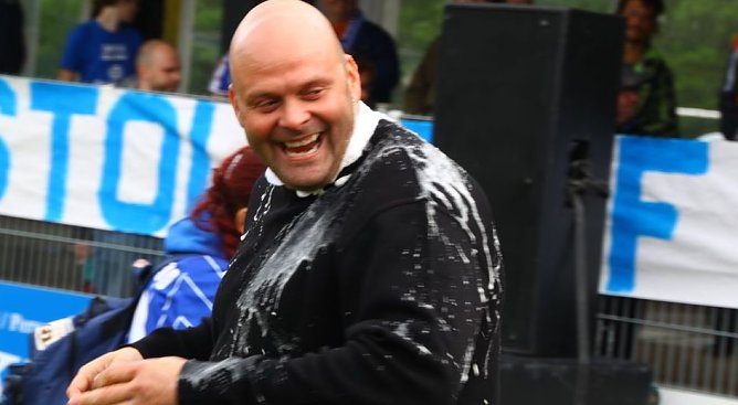 Gestern ausgelassen gefeiert (Foto: Bernd Peter) Gestern ausgelassen gefeiert (Foto: Bernd Peter)