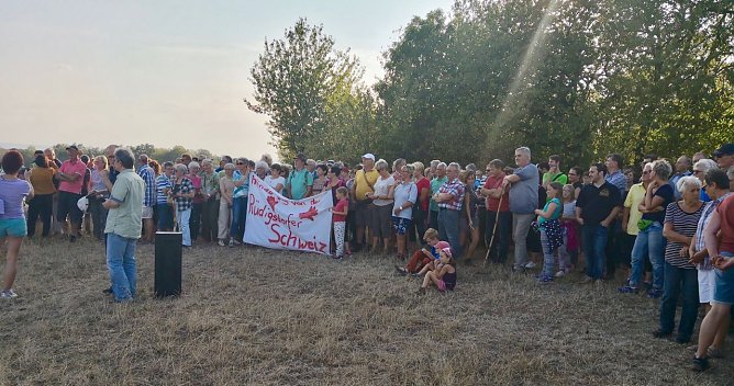 Proteste auf dem Kuhberg (Foto: nnz) Proteste auf dem Kuhberg (Foto: nnz)