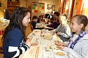 Lecker und gesund - Projekttag an der Evangelischen Grundschule (Foto: nnz)