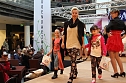 Fashion-Show in der Galerie (Foto: Peter Blei)