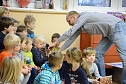 Zwei Kinderg&auml;rten &uuml;berrascht (Foto: Sandra Arm)