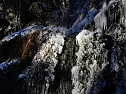 Königshütter Wasserfall zu Eis erstarrt (Foto: Peter Blei) Königshütter Wasserfall zu Eis erstarrt (Foto: Peter Blei)