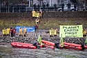 Protest auf dem Wasser (Foto: PressMedia/Greenpeace) Protest auf dem Wasser (Foto: PressMedia/Greenpeace)