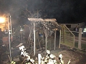 Gartenlaube abgebrannt (Foto: privat/Feuerwehr) Gartenlaube abgebrannt (Foto: privat/Feuerwehr)