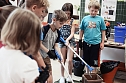 Auf die richtige Tonne kommt es an - das haben die Kinder der evangelischen Grundschule diese Woche gelernt (Foto: Pressestelle Landratsamt Nordhausen) Auf die richtige Tonne kommt es an - das haben die Kinder der evangelischen Grundschule diese Woche gelernt (Foto: Pressestelle Landratsamt Nordhausen)