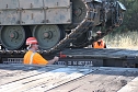Panzer in Richtung Litauen verladen (Foto: Karl-Heinz Herrmann) Panzer in Richtung Litauen verladen (Foto: Karl-Heinz Herrmann)