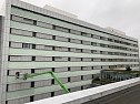 Fassadenreinigung am S&uuml;dharz-Klinikum (Foto: S&uuml;dharz Klinikum Nordhausen gGmbH)