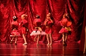 Tanzstudio Radeva im Theater (Foto: Peter Blei) Tanzstudio Radeva im Theater (Foto: Peter Blei)