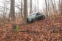 auto im Wald (Foto: S.Dietzel) auto im Wald (Foto: S.Dietzel)