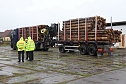 Holzlasterkontrolle in Niedersachswerfen (Foto: S. Dietzel) Holzlasterkontrolle in Niedersachswerfen (Foto: S. Dietzel)
