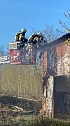 Starke Rauchentwicklung auf dem Gelände des alten Gaswerks rief gestern die Feuerwehr auf den Plan (Foto: Silvio Dietzel/Lukas Mühlhause) Starke Rauchentwicklung auf dem Gelände des alten Gaswerks rief gestern die Feuerwehr auf den Plan (Foto: Silvio Dietzel/Lukas Mühlhause)