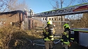 Feuerwehren auf Gelände des alten Gaswerkes im Einsatz (Foto: T. Pantosch) Feuerwehren auf Gelände des alten Gaswerkes im Einsatz (Foto: T. Pantosch)