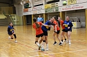 Die Handballdamen der NSV B-Jugend schaffen es aus dem Stand auf Platz 5 (Foto: Uwe Tittel)