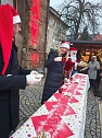 Peter Blei unterwegs auf dem Weihnachtsmarkt (Foto: Peter Blei)