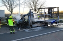 LKW brannte auf der Autobahn-Raststätte (Foto: S.Dietzel / Feuerwehr) LKW brannte auf der Autobahn-Raststätte (Foto: S.Dietzel / Feuerwehr)