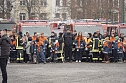 &Uuml;bergabe des Friedenslichts aus Bethlehem an die Kreisjugendfeuerwehren. (Foto: vgf)