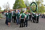 Maibaum in Bielen gesetzt (Foto: nnz)