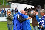 Freude pur bei Kickern und Fans (Foto: Bernd Peter)