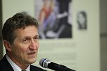 Ausstellung er&ouml;ffnet (Foto: nnz)