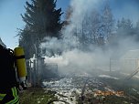 Gartenlaube brannte nieder (Foto: D. Erfurt)