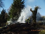 Gartenlaube brannte nieder (Foto: D. Erfurt)