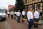 Maibaum in Obergebra gesetzt (Foto: Michael Randel)