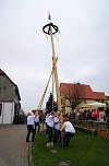 Maibaum in Obergebra gesetzt (Foto: Michael Randel)