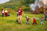 Pfingstfeuer in Obergebra (Foto: M. Randel) Pfingstfeuer in Obergebra (Foto: M. Randel)