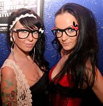 Pornobrillen-Party im Sax (Foto: A. Winter) Pornobrillen-Party im Sax (Foto: A. Winter)