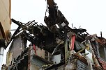 Abriss einer Brandruine (Foto: nnz)