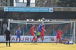 Wacker gewinnt 3:2 (1. Halbzeit) (Foto: Bernd Peter) Wacker gewinnt 3:2 (1. Halbzeit) (Foto: Bernd Peter)