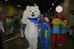 Winke, winke: Der Eisb&auml;r, eins der drei Maskottchen, war ein beliebtes Fotomotiv. (Foto: privat)