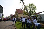 Maibaum in Obergebra gesetzt (Foto: Michael Randel)