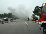 Feuer auf der Autobahn (Foto: API) Feuer auf der Autobahn (Foto: API)