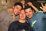 Party im Jugendclubhaus (Foto: Belvedere Media Agentur)